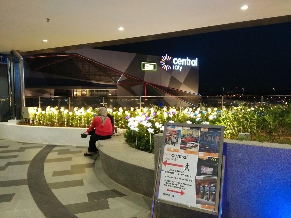 I-City I-Soho Shah Alam Exterior photo